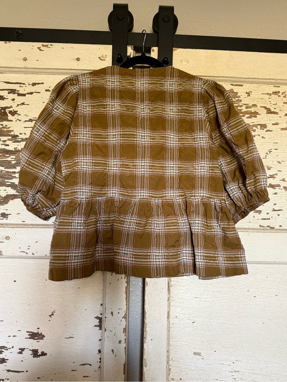 Plaid Bow Tie-Front Peasant Top in olive green plaid never worn - Picture 2 of 4